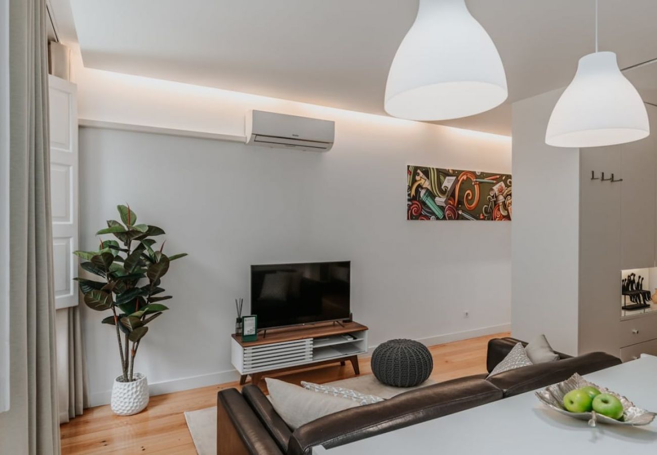 Apartamento em Porto - Luxury Studio, with A/C Downtown Porto near Metro