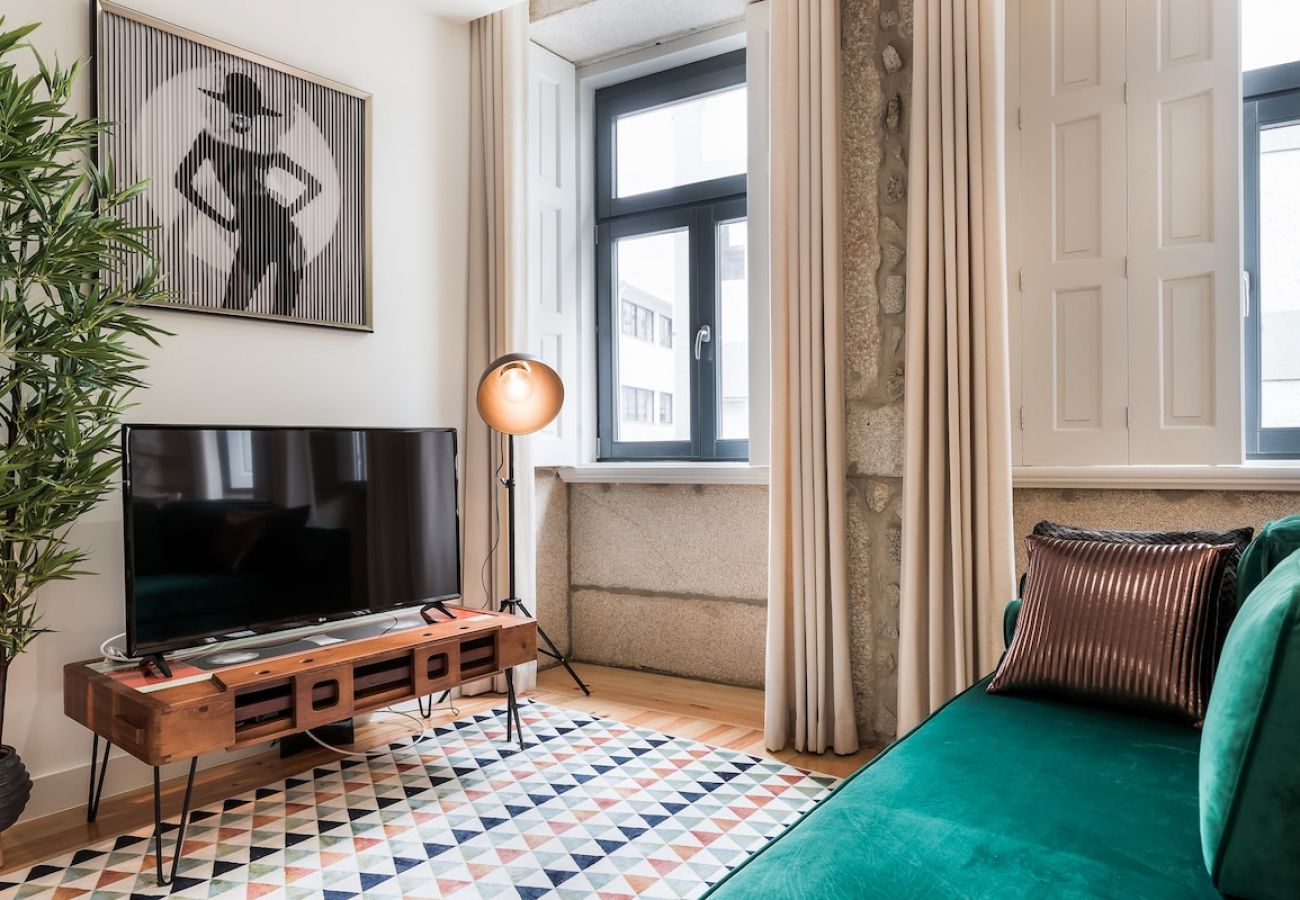 Apartamento em Porto - Vintage Luxury House with A/C, Downtown near Metro