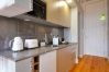 Apartamento em Porto - Elegant Ballet House | Metro · Downtown · A/C