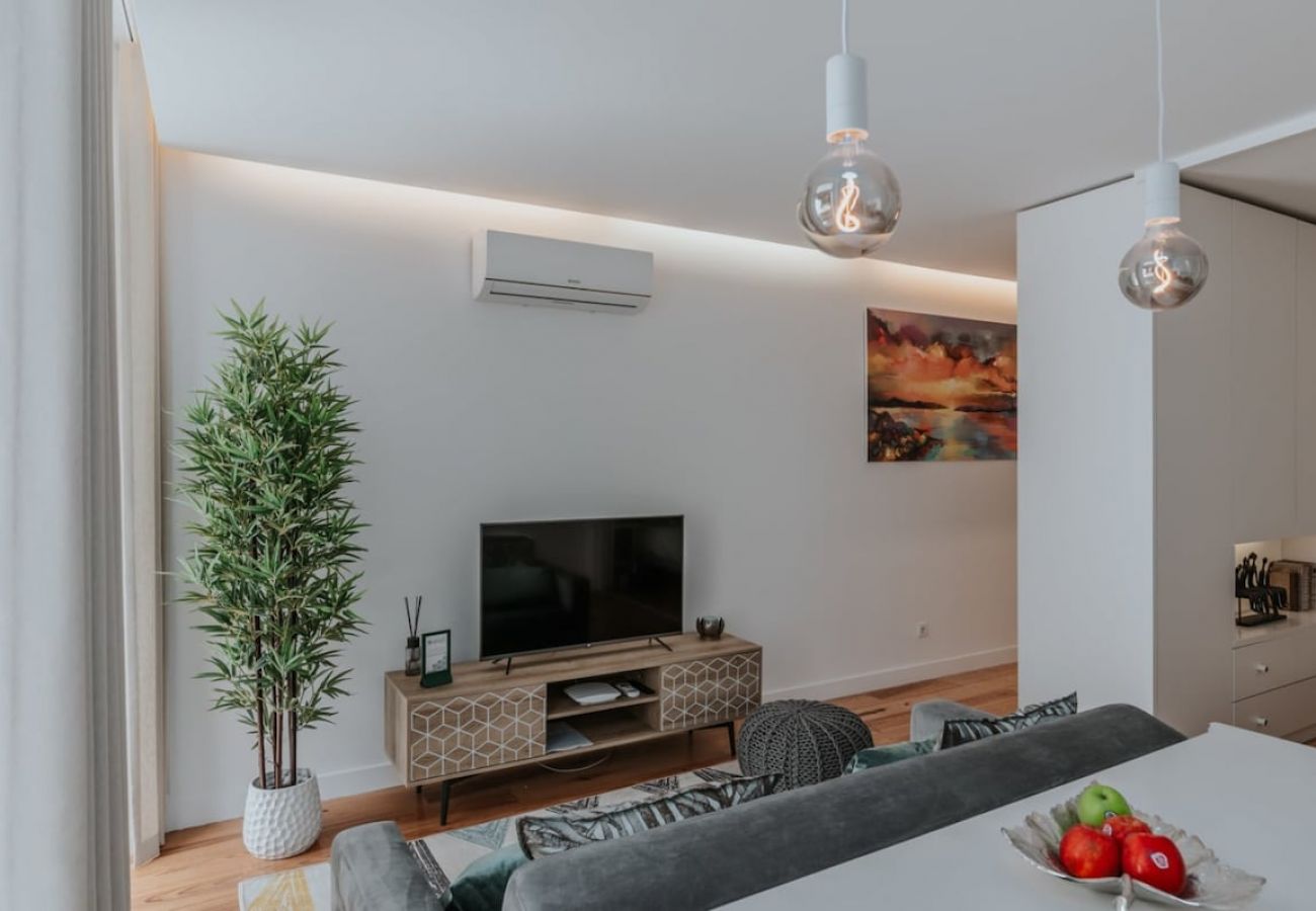 Apartamento em Porto - Sunset Luxury House with Garden A/C Downtown Porto