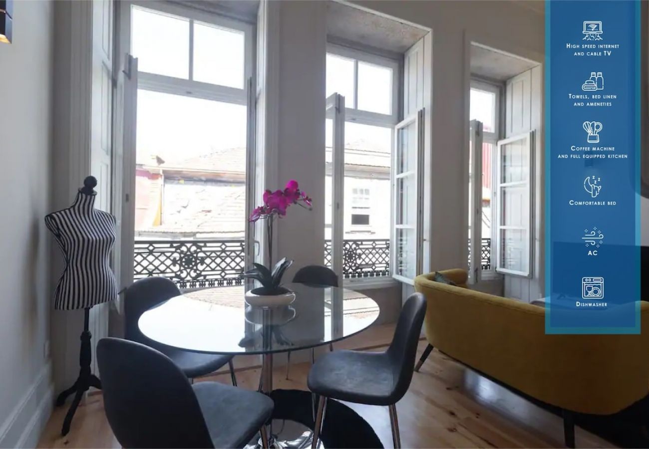 Apartamento em Porto - Fashion Luxury House with A/C, Downtown near Metro