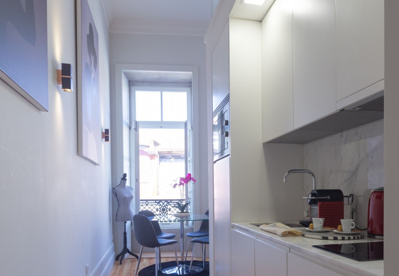 Apartamento em Porto - Fashion Luxury House with A/C, Downtown near Metro