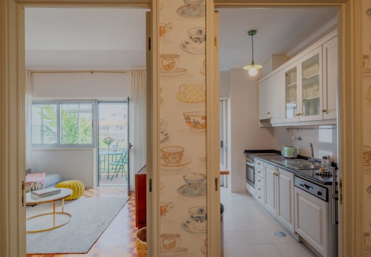 Apartamento em Porto - Sunny and Spacious House, 4BD 3Bath Downtown Porto