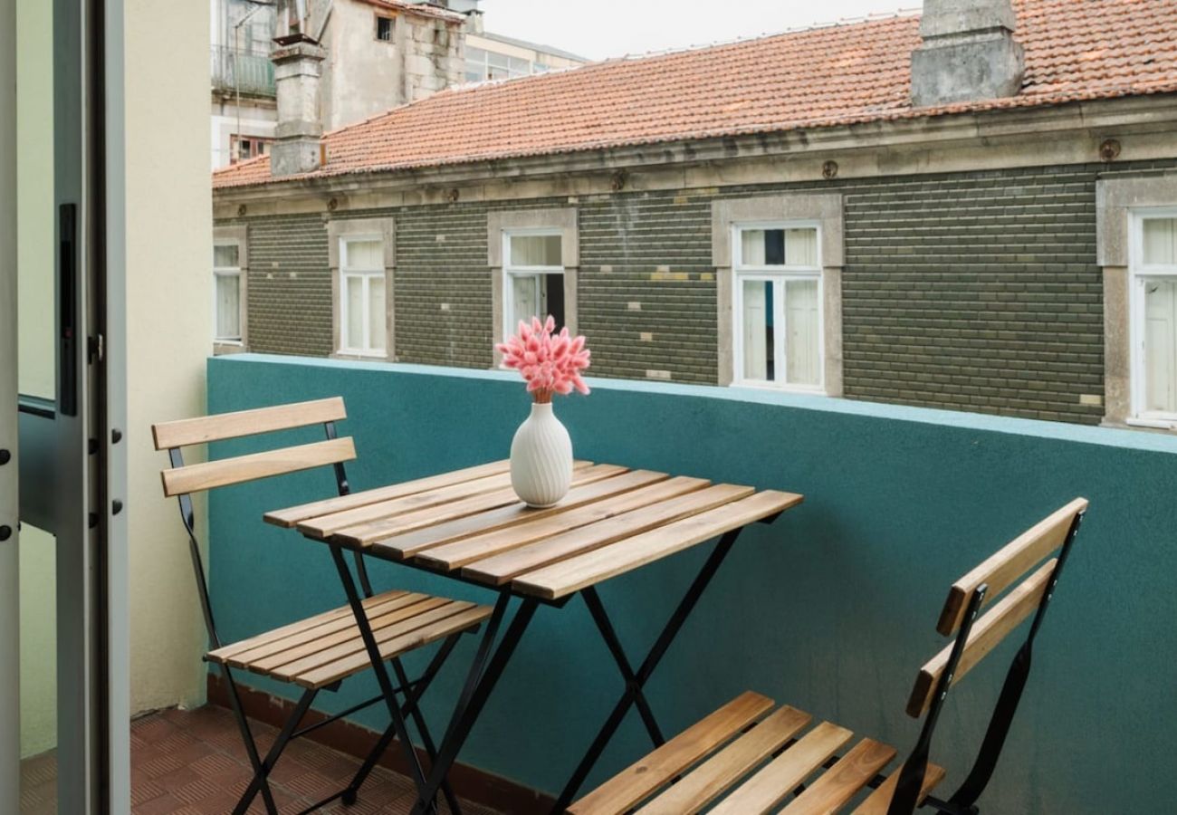 Apartamento em Porto - Sunny and Spacious House, 4BD 3Bath Downtown Porto