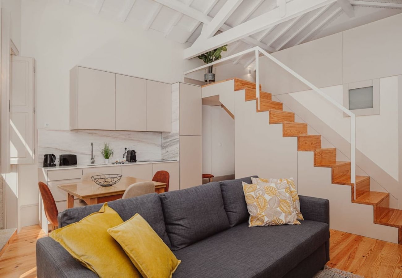 Apartamento em Porto - Oporto Artists Loft, Duplex Downtown near Metro