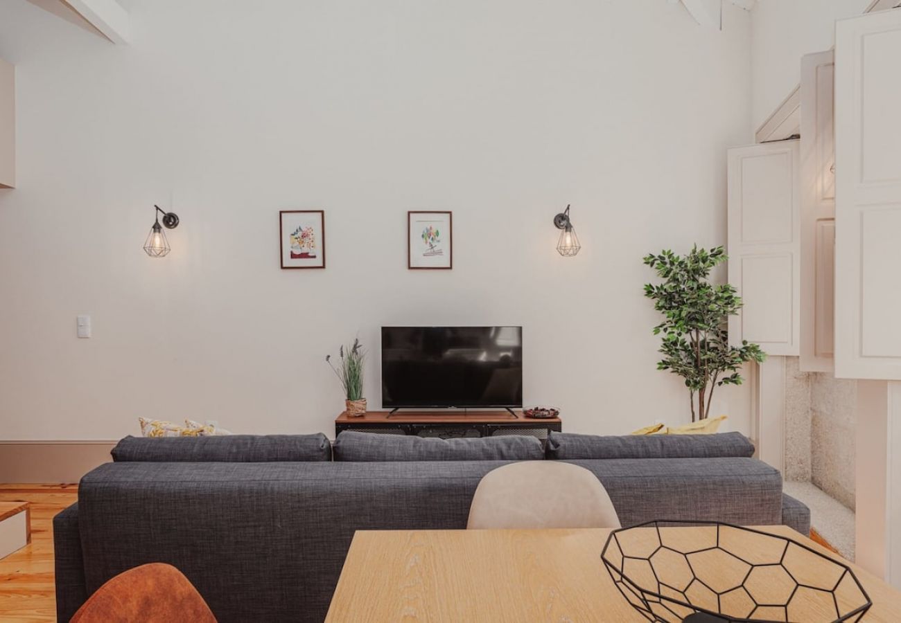 Apartamento em Porto - Oporto Artists Loft, Duplex Downtown near Metro