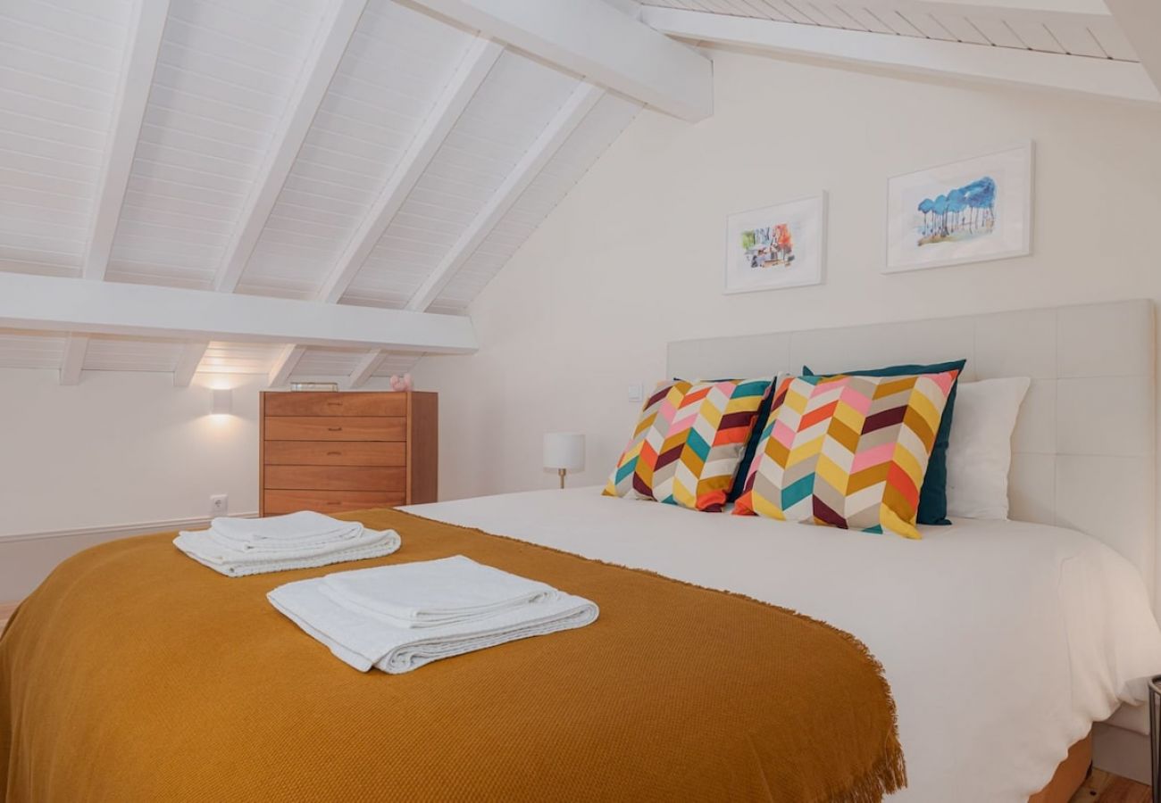 Apartamento em Porto - Oporto Artists Loft, Duplex Downtown near Metro