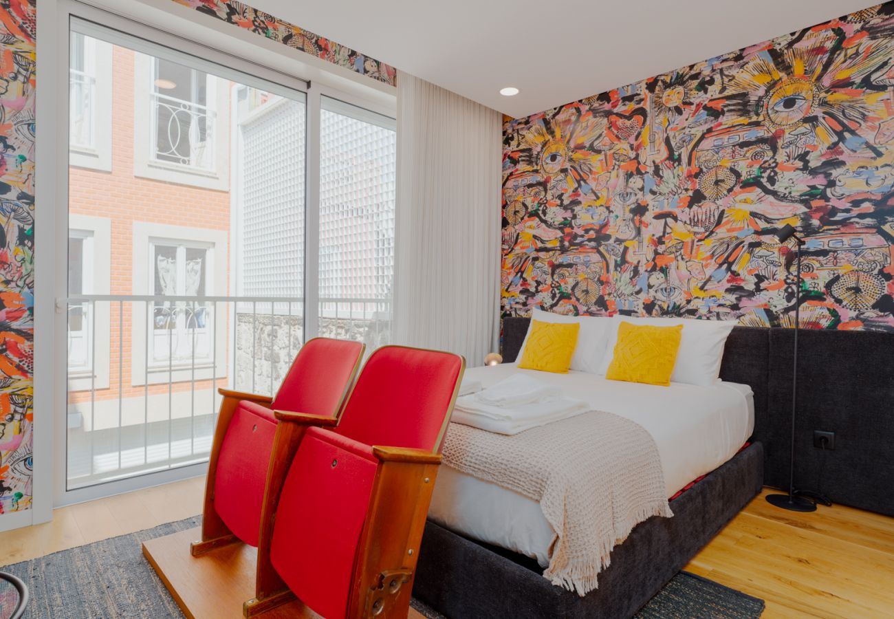 Apartamento em Porto - Theater Studio with AC, Downtown Porto near Metro