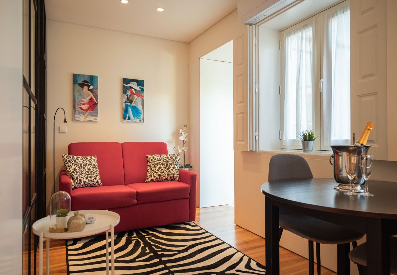 Apartamento em Porto - Modern Loft, with AC, Metro, Downtown Porto