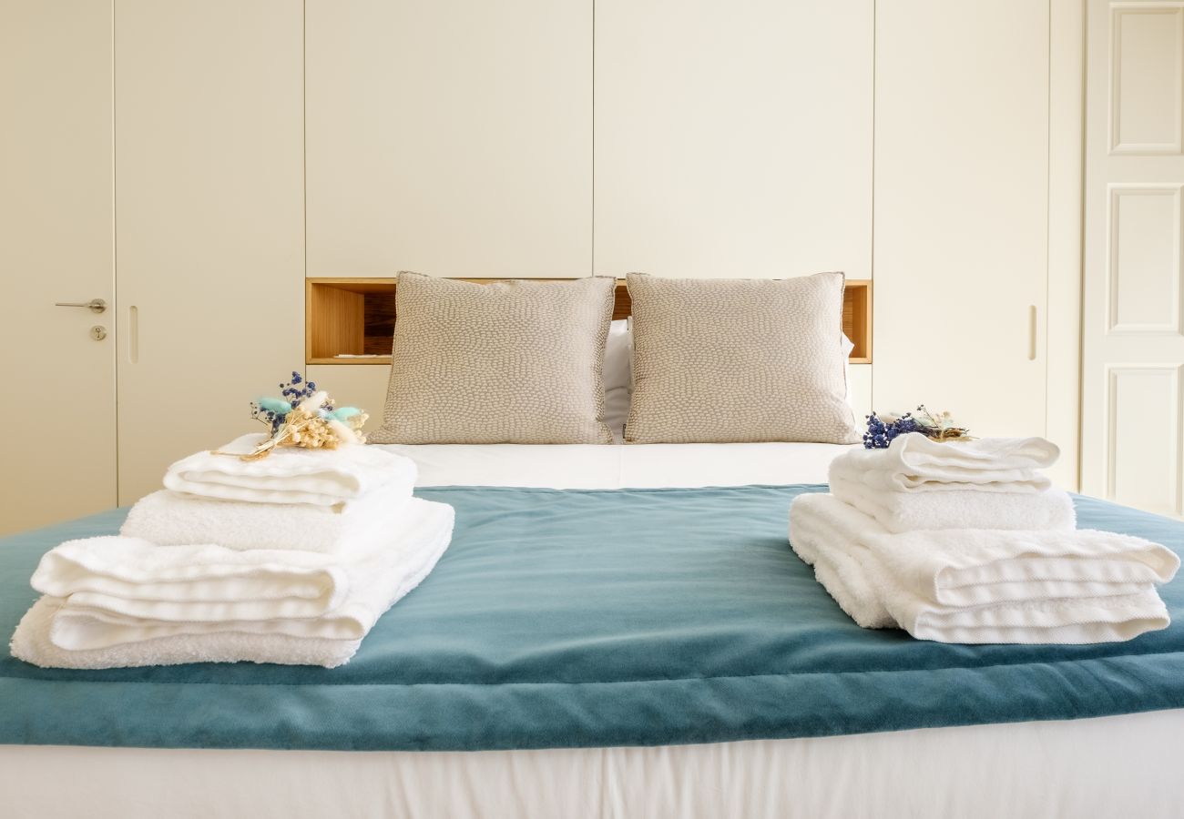 Apartamento em Porto - Discovery Luxury Historic House At Rua das Flores
