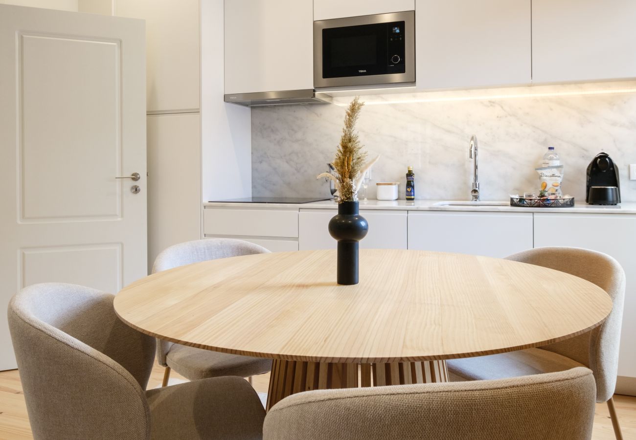 Apartamento em Porto - Art Deco 22 Luxury 2BR Apartment Downtown Metro AC