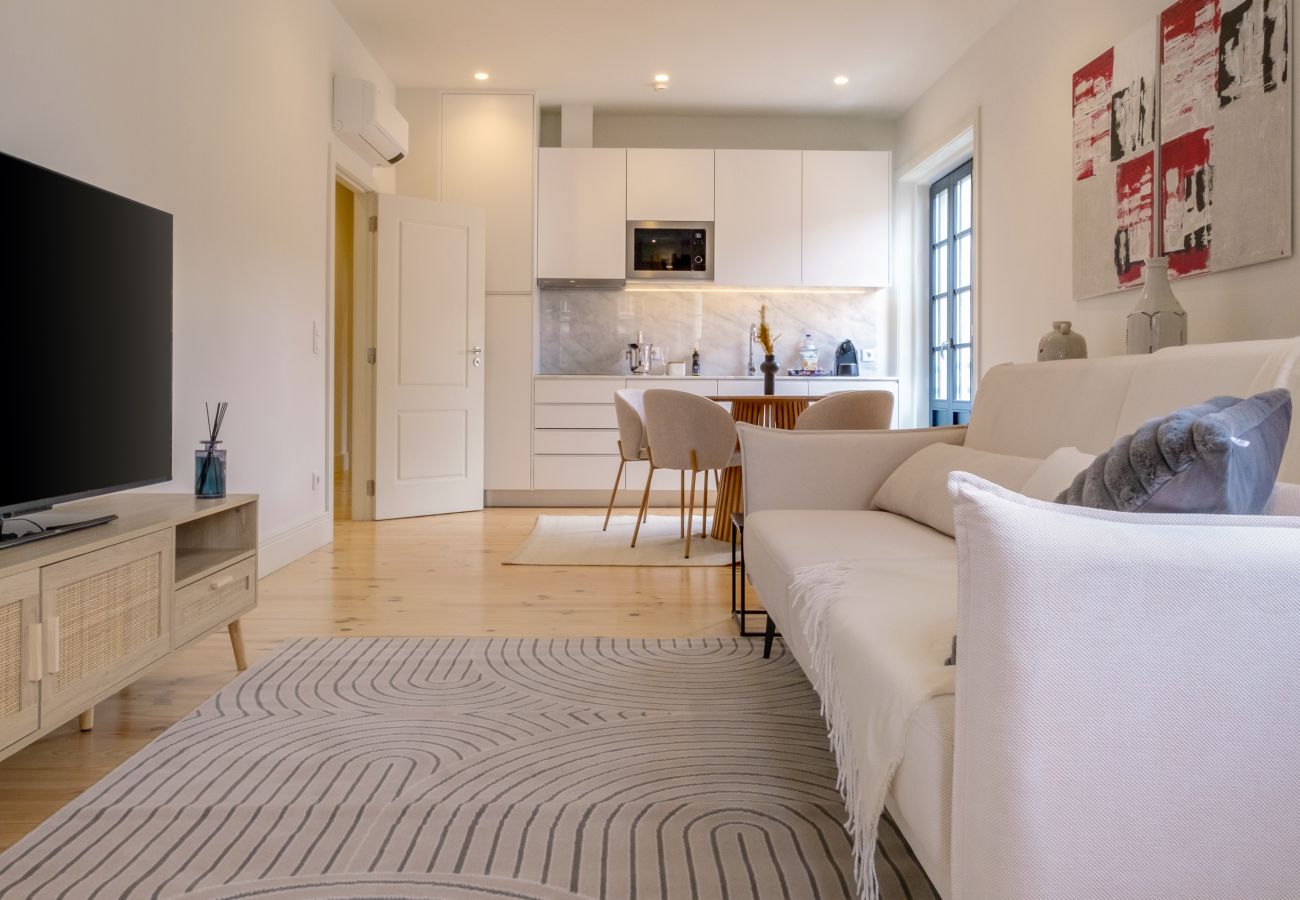 Apartamento em Porto - Art Deco 22 Luxury 2BR Apartment Downtown Metro AC
