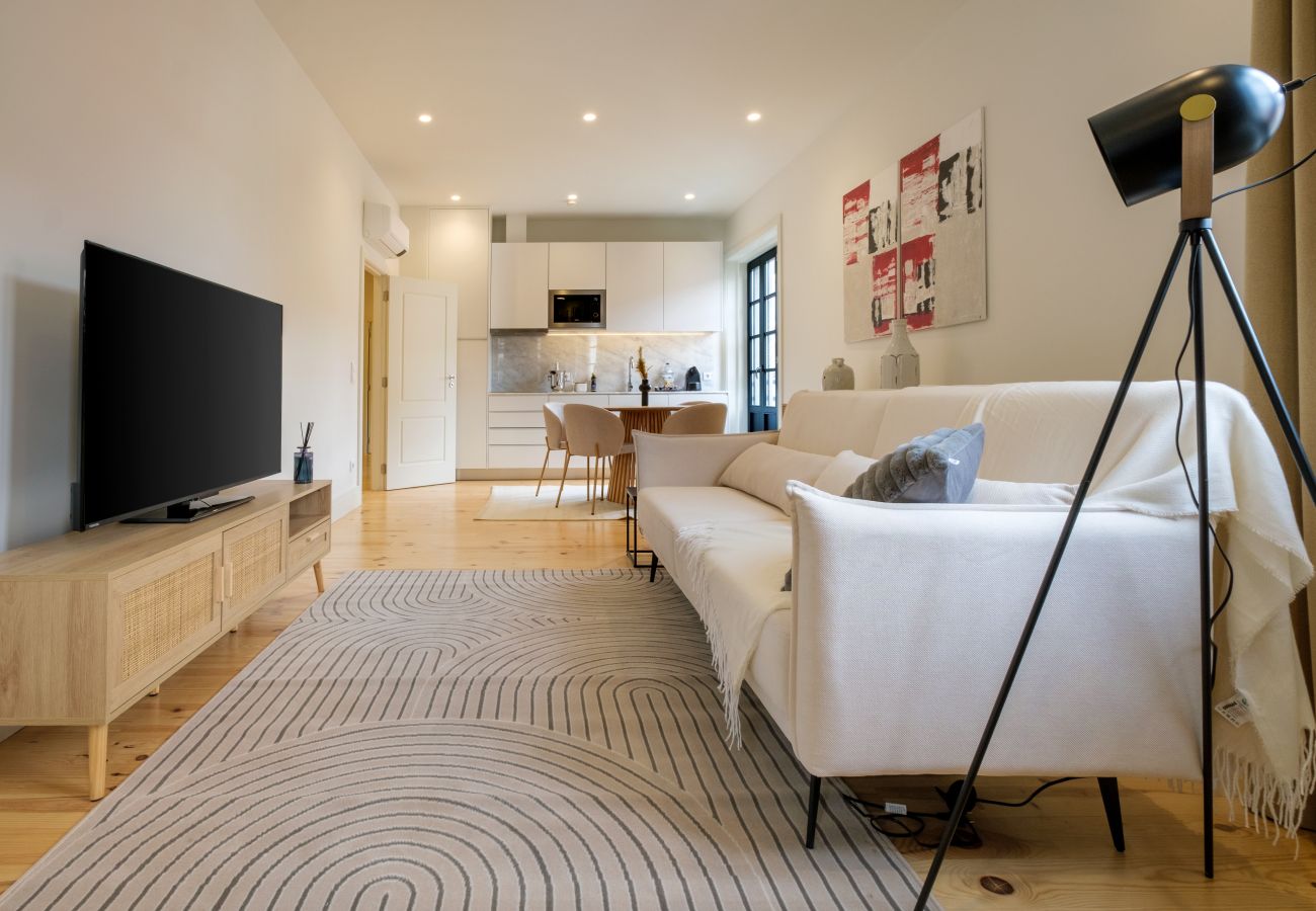 Apartamento em Porto - Art Deco 22 Luxury 2BR Apartment Downtown Metro AC