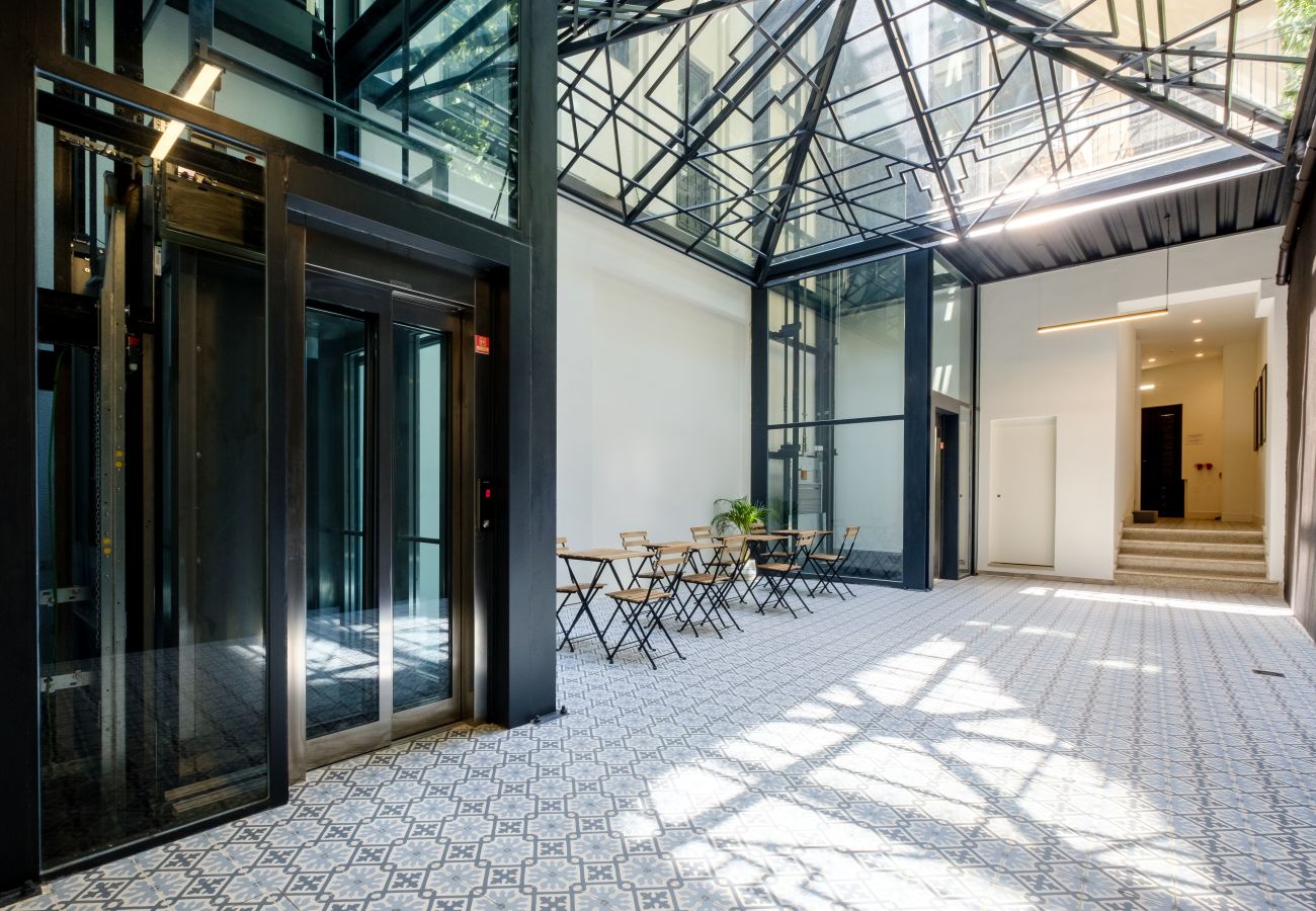 Apartamento em Porto - Art Deco 41 Luxury  Apartment Downtown Metro AC