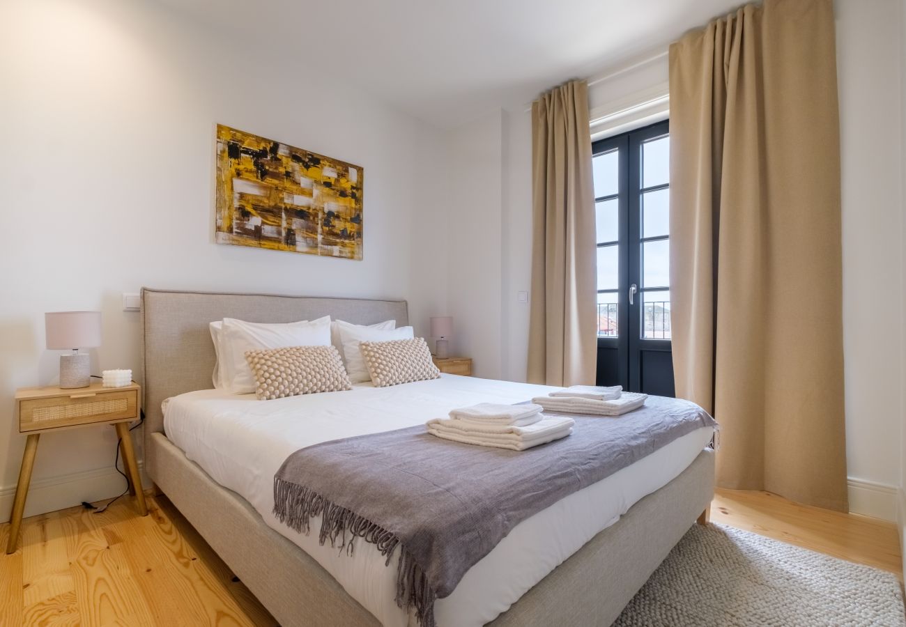Apartamento em Porto - Art Deco 42 Luxury 2BR Apartment Downtown Metro AC