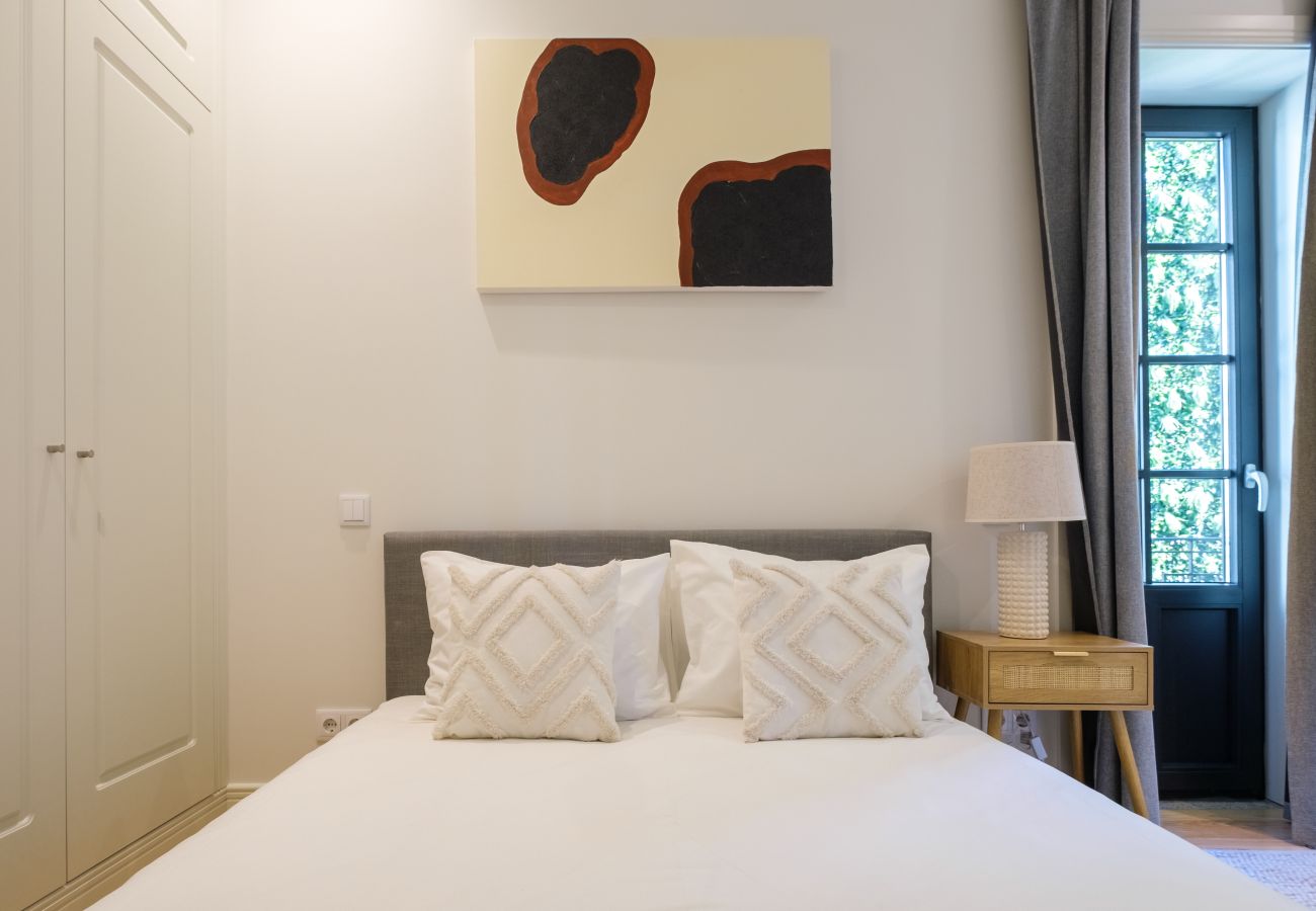 Apartamento em Porto - Art Deco 33 Luxury 2BR Apartment Downtown Metro AC