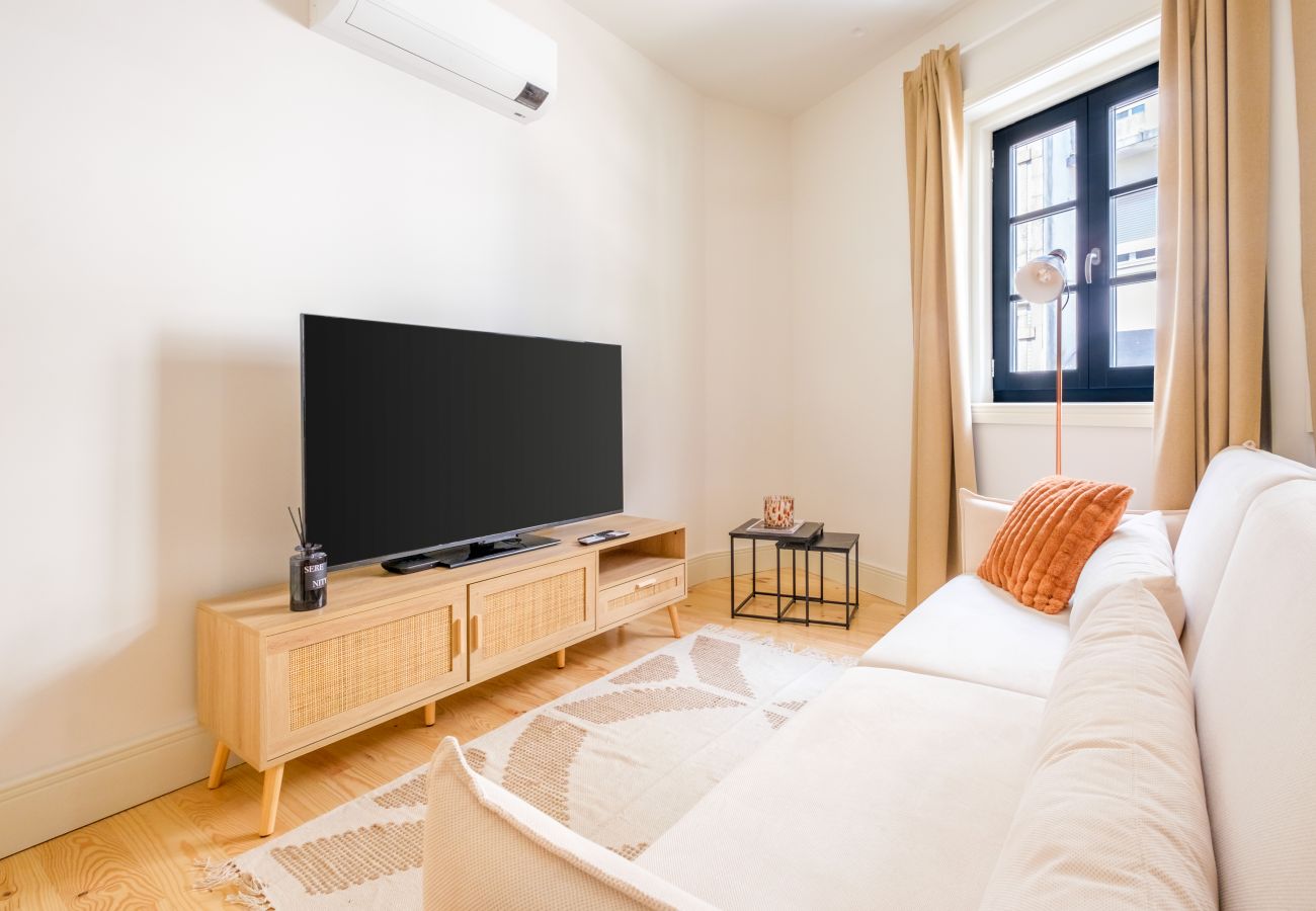 Apartamento em Porto - Art Deco 11 Luxury 2BR Apartment Downtown Metro AC