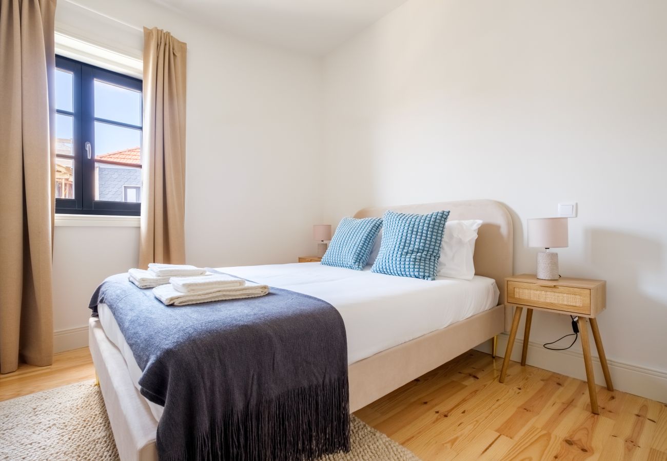 Apartamento em Porto - Art Deco 31 Luxury 2BR Apartment Downtown Metro AC