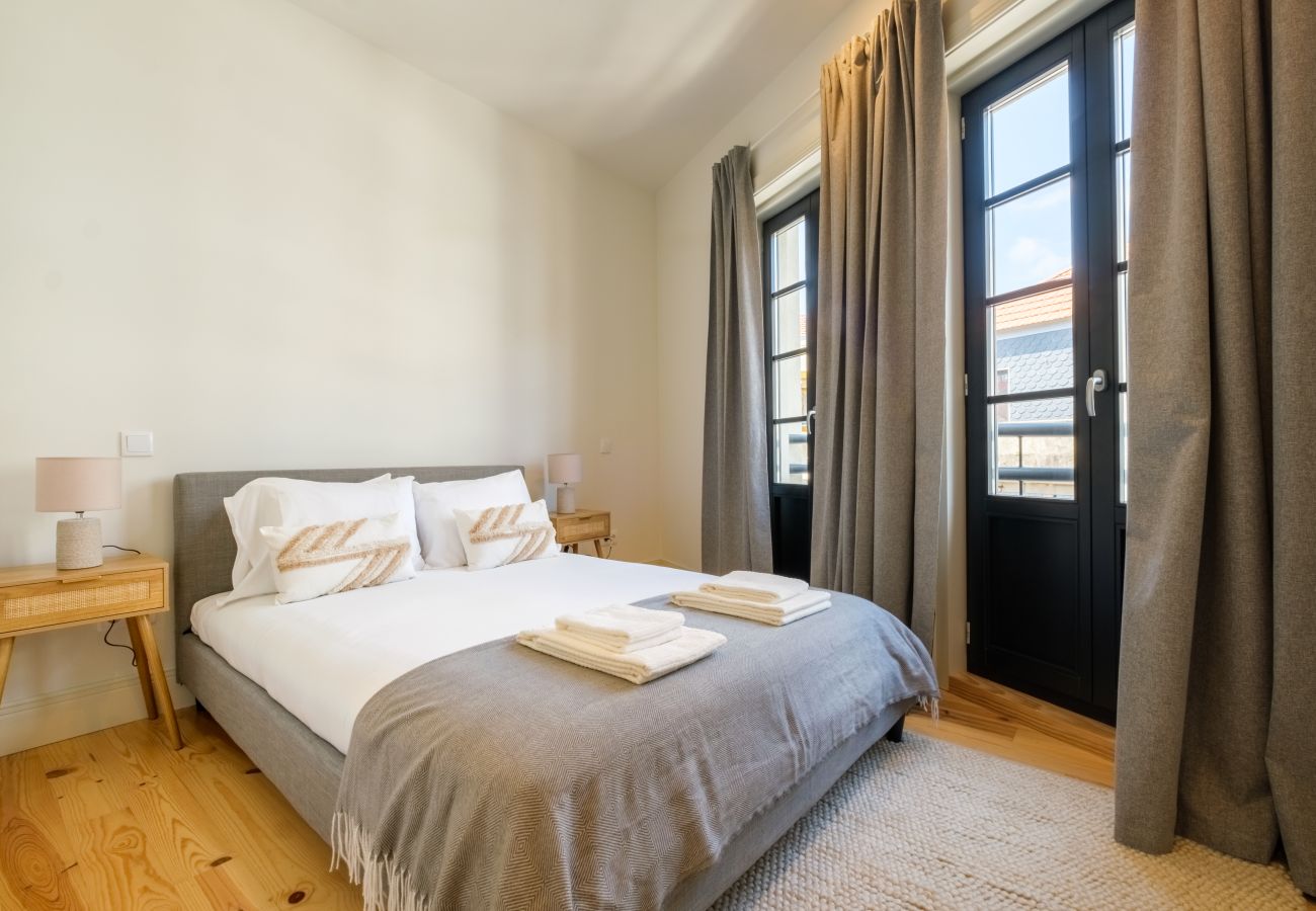 Apartamento em Porto - Art Deco 31 Luxury 2BR Apartment Downtown Metro AC