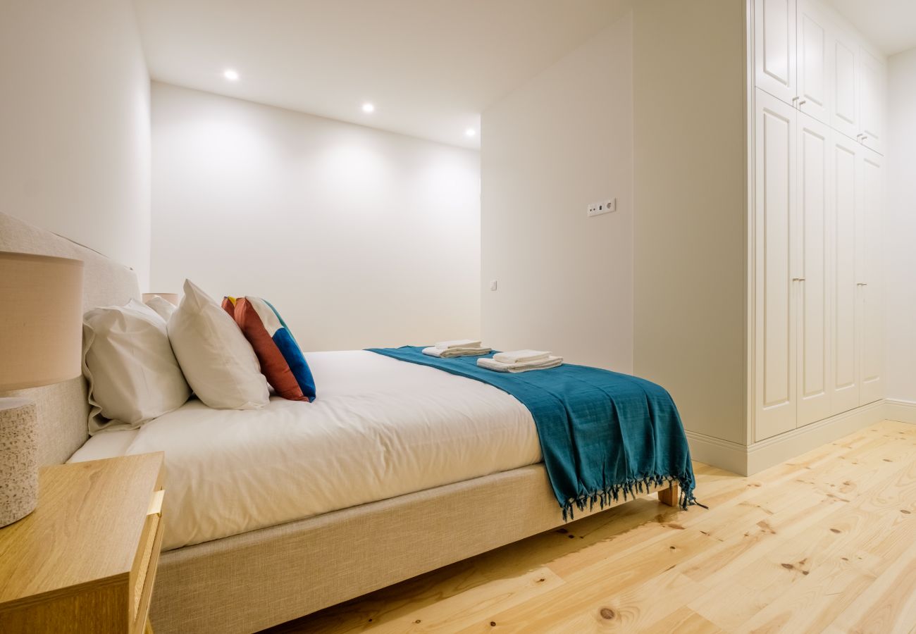 Apartamento em Porto - Art Deco 24 Luxury  Apartment Downtown Metro AC