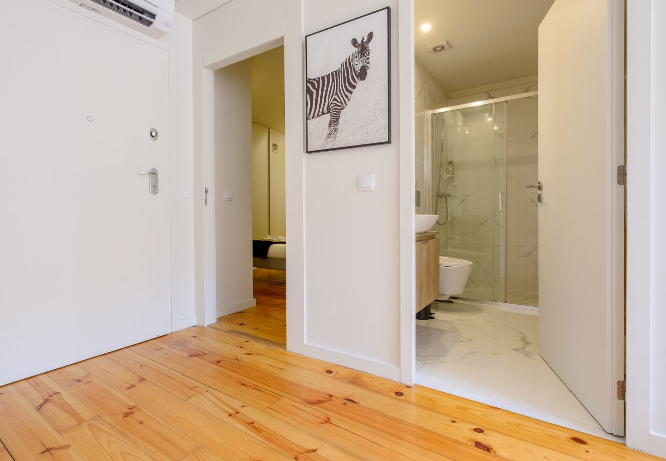 Apartamento em Porto - Magnolia 5 Luxury with AC Metro Downtown Porto