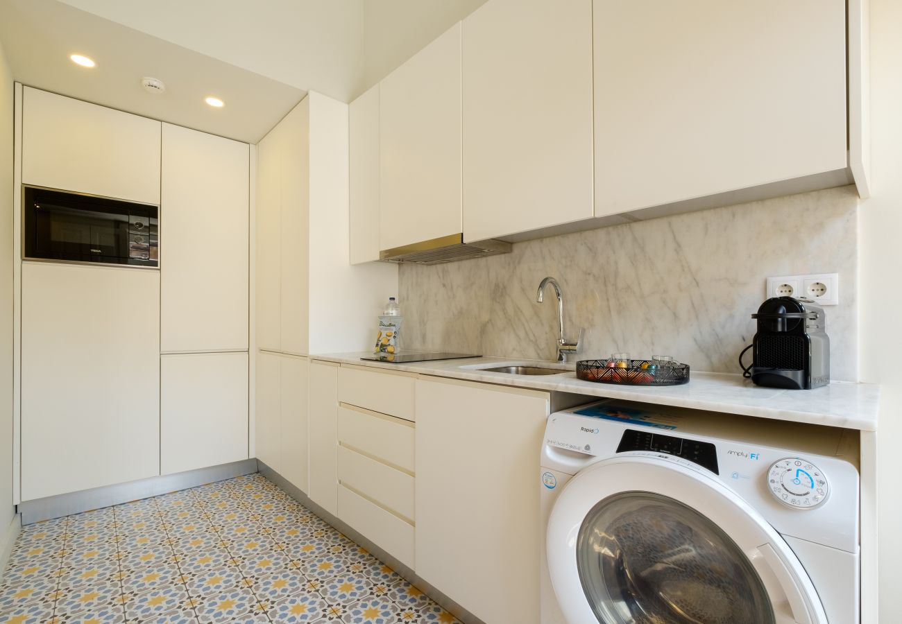 Apartamento em Porto - Magnolia 5 Luxury with AC Metro Downtown Porto