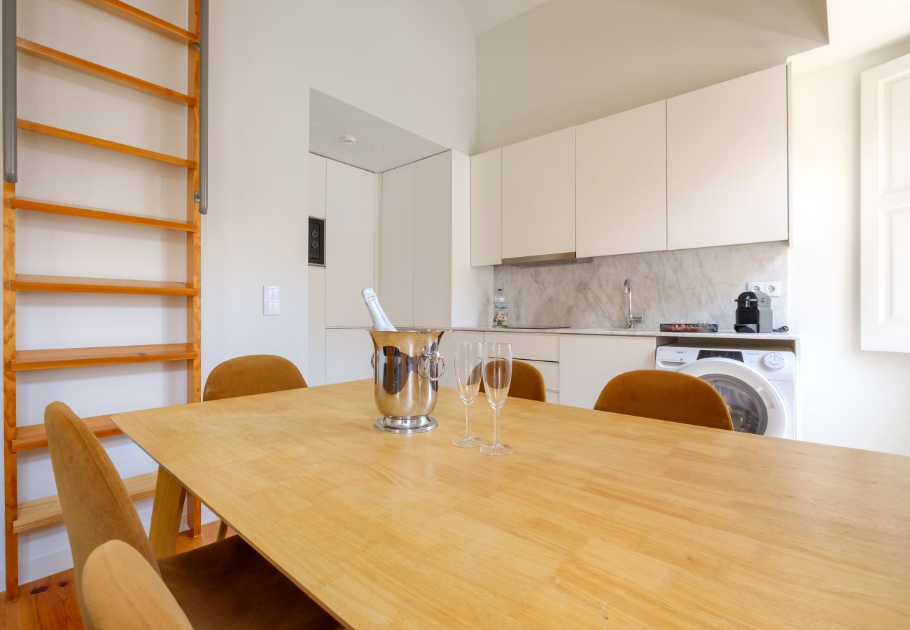 Apartamento em Porto - Magnolia 5 Luxury with AC Metro Downtown Porto