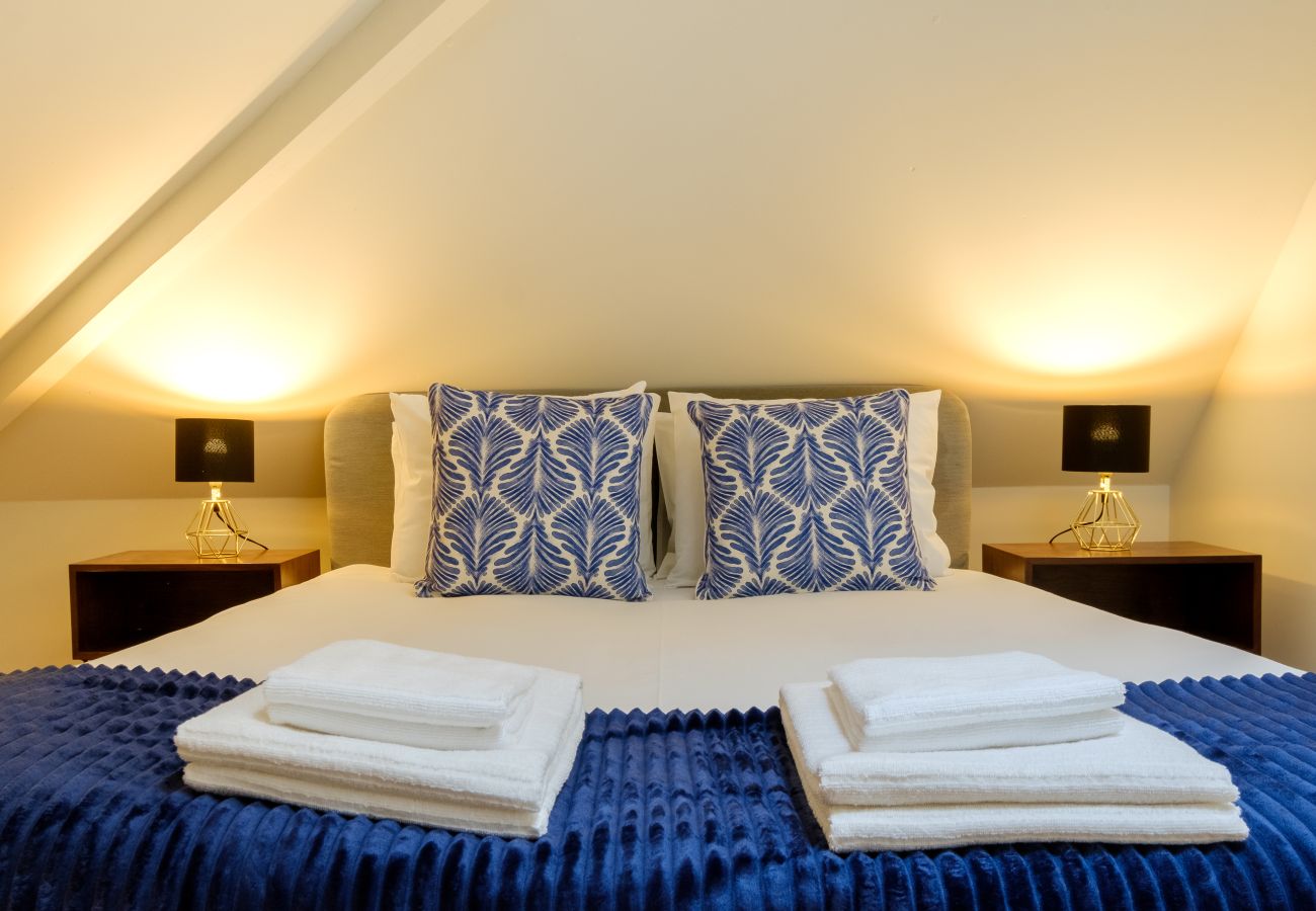Apartamento em Porto - Magnolia 5 Luxury with AC Metro Downtown Porto
