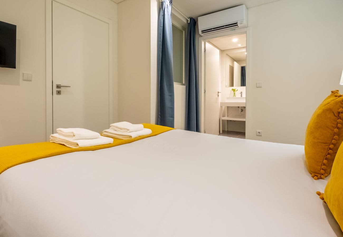 Apartamento em Porto - São Bento Luxury Hideaway 2 Bedroom Downtown Porto