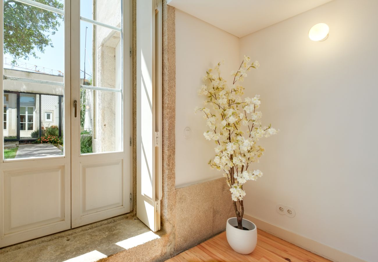 Apartamento em Porto - Garden Luxury House 2BDR | Downtown Oporto with AC