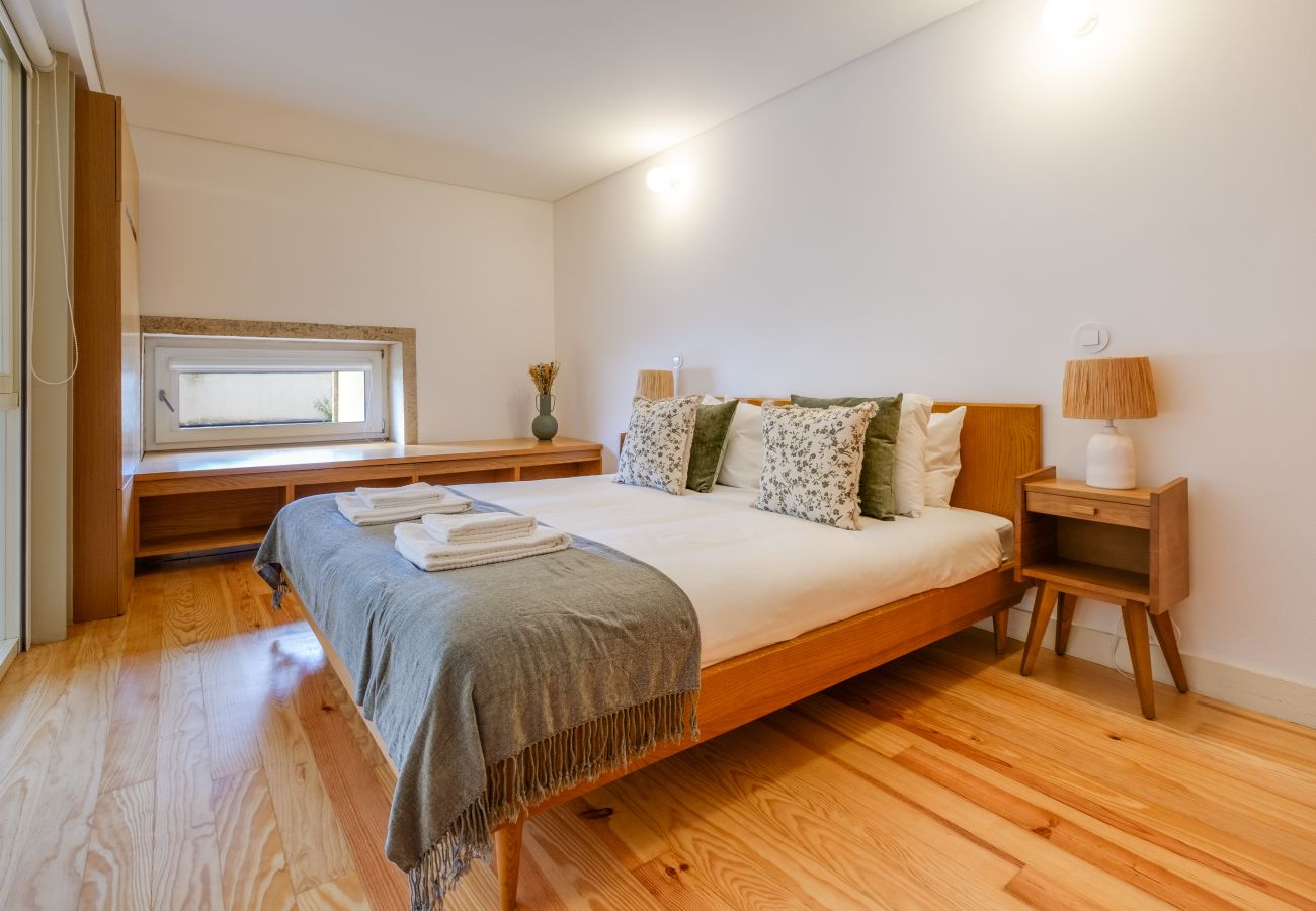 Apartamento em Porto - Garden Luxury House 2BDR | Downtown Oporto with AC