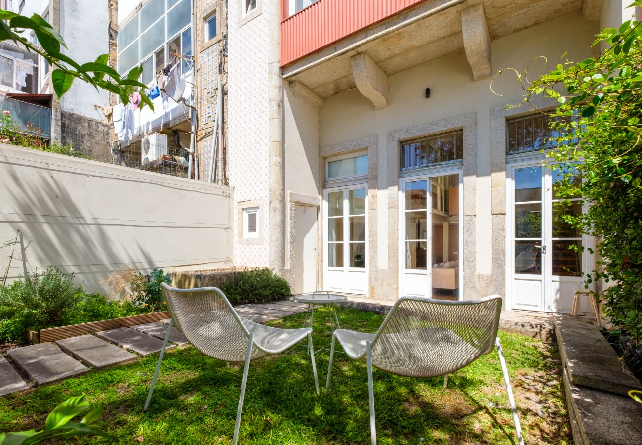 Apartamento em Porto - Garden Luxury House 2BDR | Downtown Oporto with AC