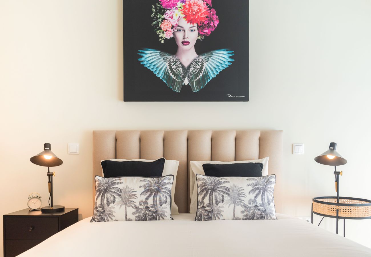 Apartamento em Porto - Luxury Style 30 with AC Downtown Porto near Metro