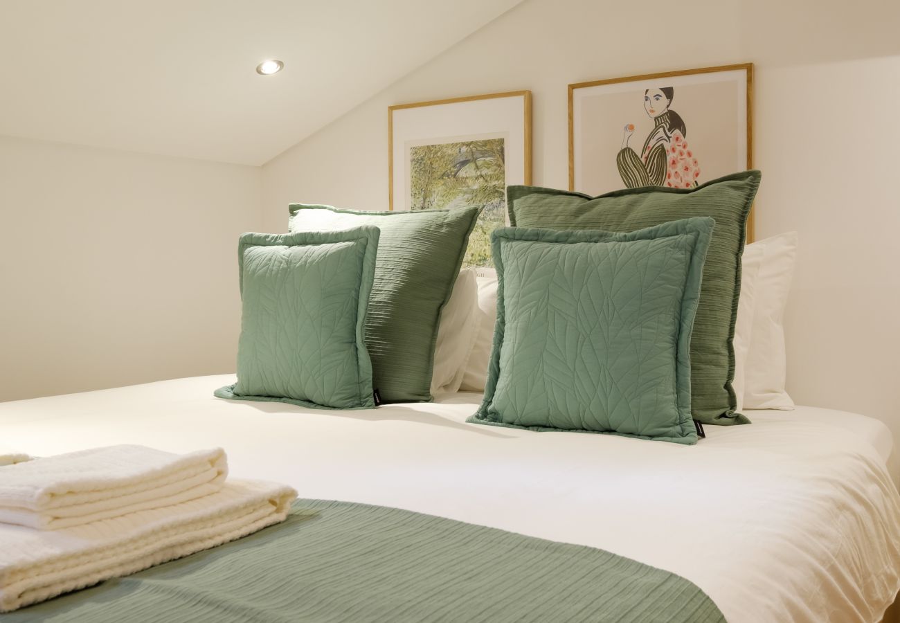 Apartamento em Porto - Trindade Essence Duo Suites
