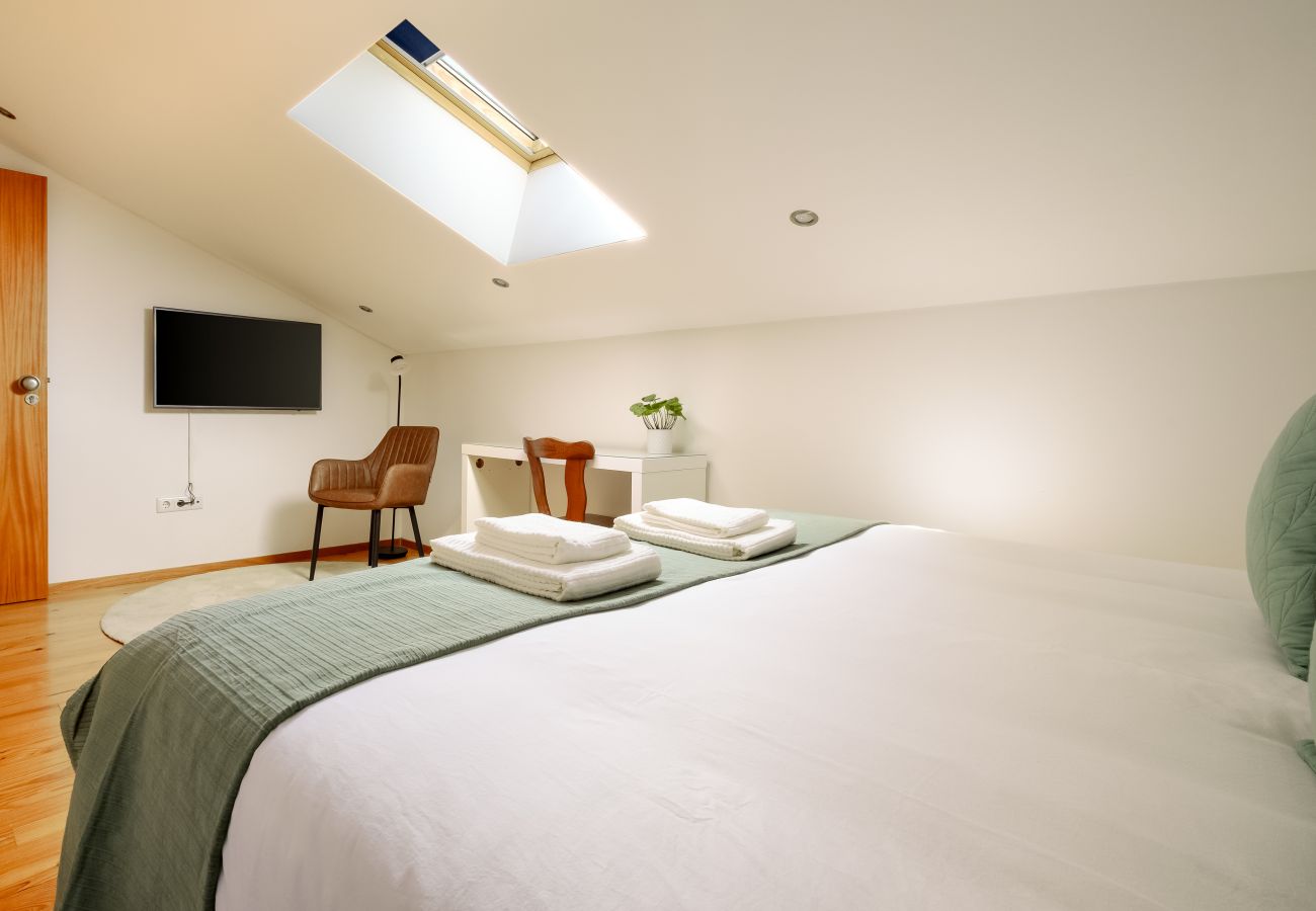 Apartamento em Porto - Trindade Essence Duo Suites