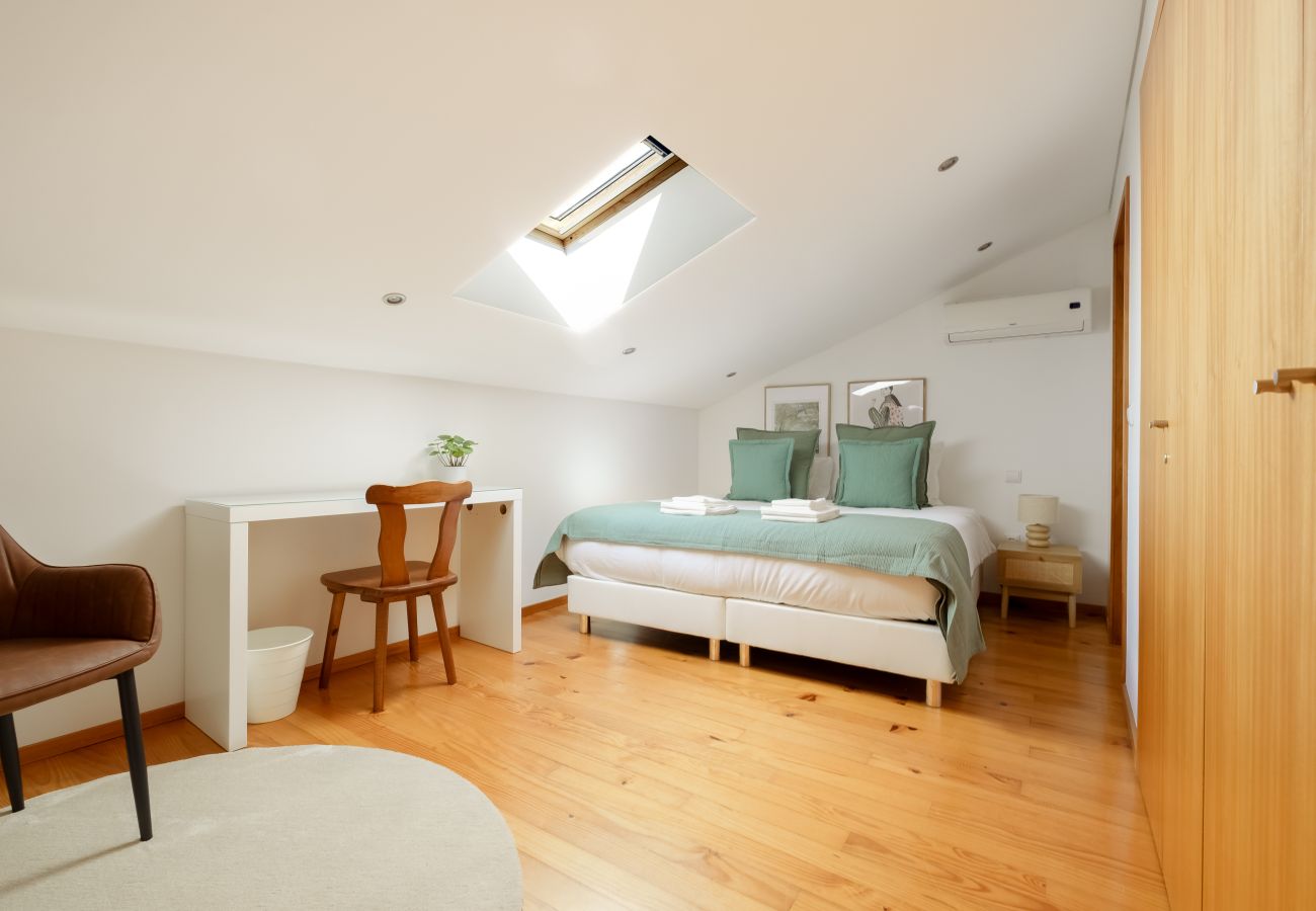 Apartamento em Porto - Trindade Essence Duo Suites