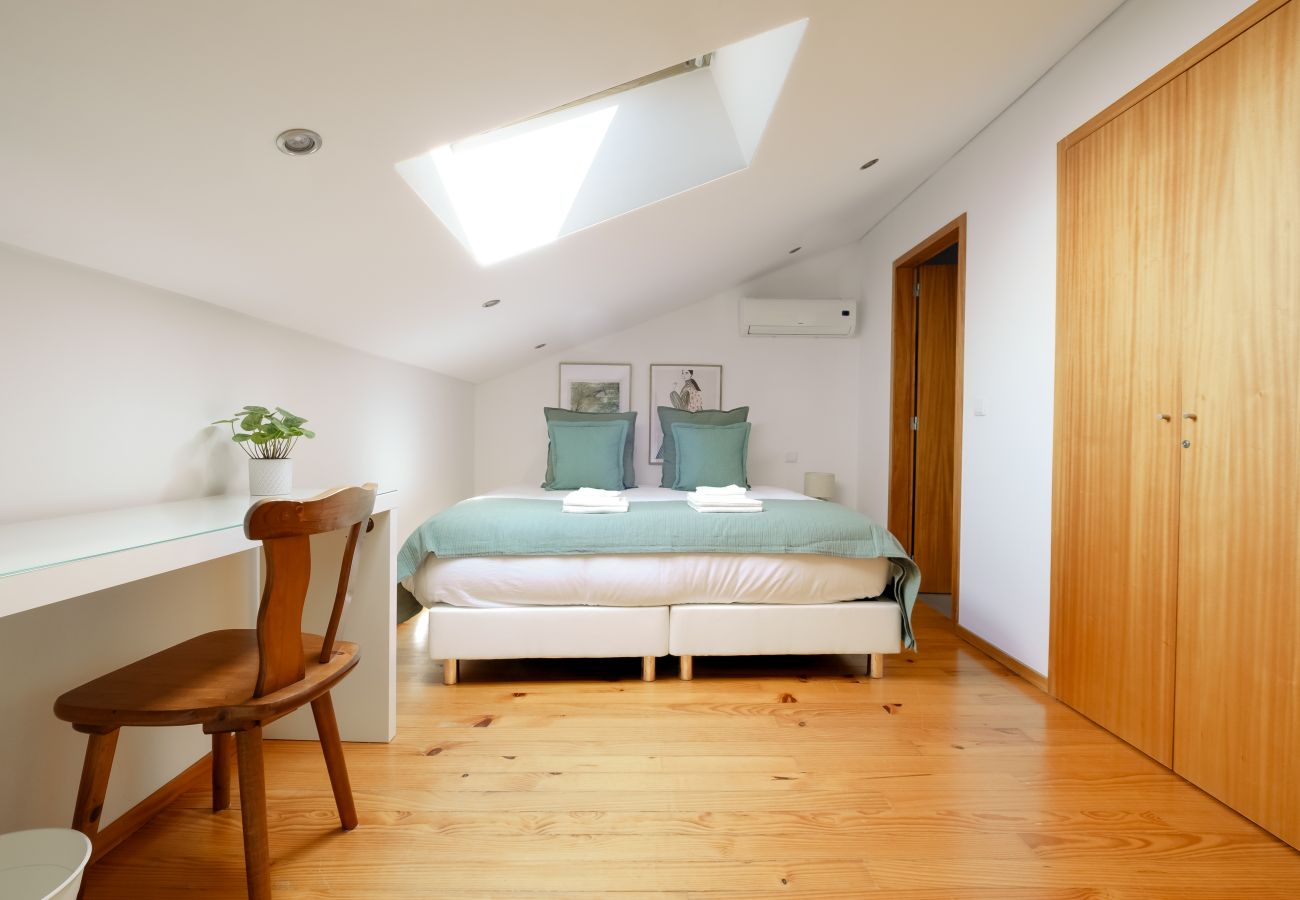 Apartamento em Porto - Trindade Essence Duo Suites