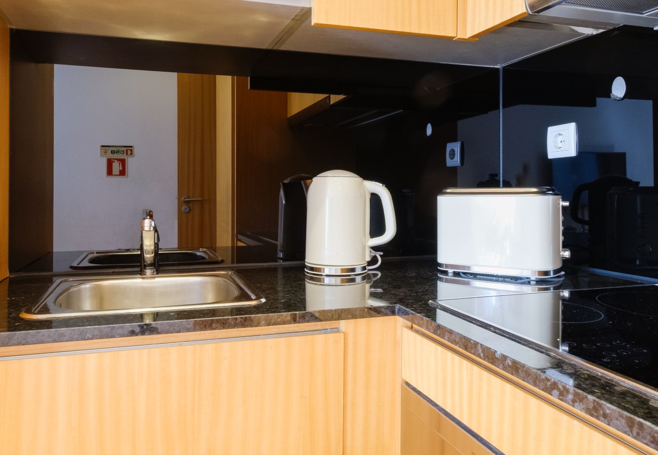 Apartamento em Porto - Trindade Essence Duo Suites