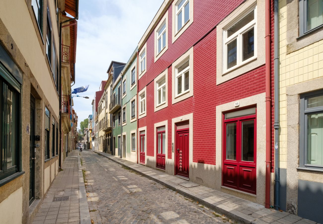 Apartamento em Porto - Magnolia 3 Luxury with AC Metro Downtown Porto