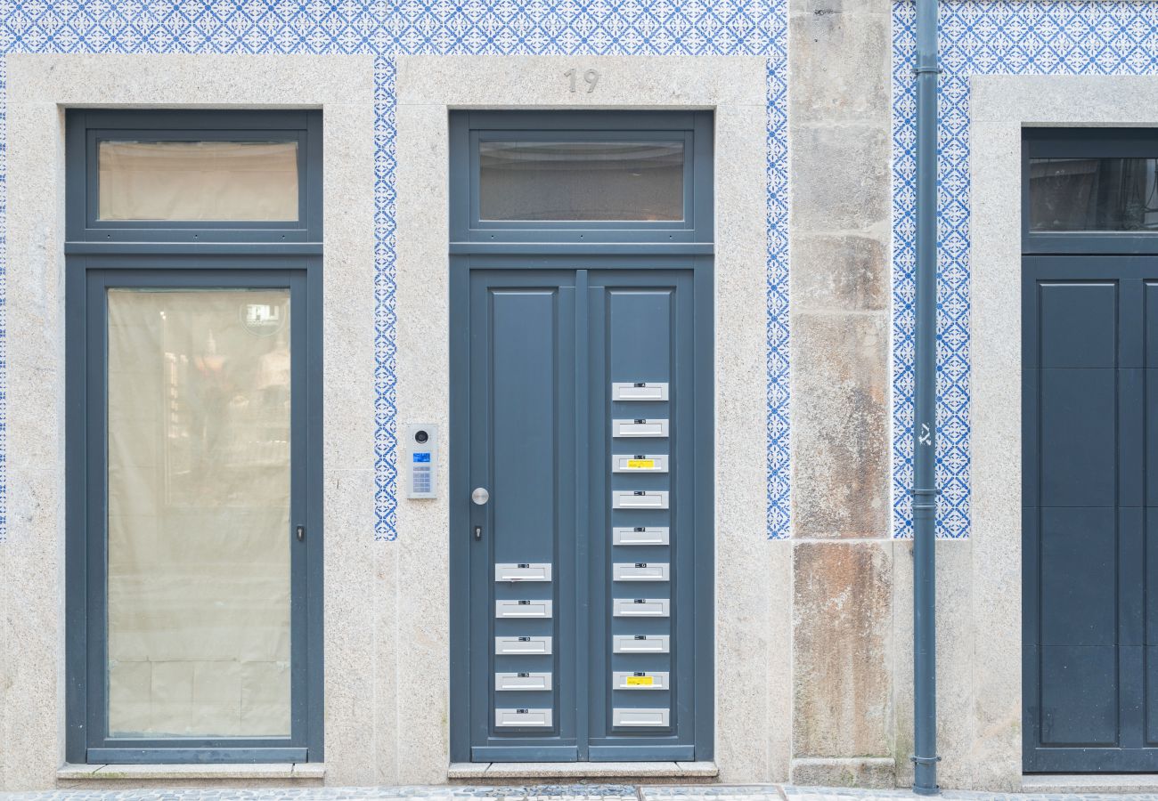 Apartamento em Porto - Luxury Style 8 with A/C Downtown Porto near Metro