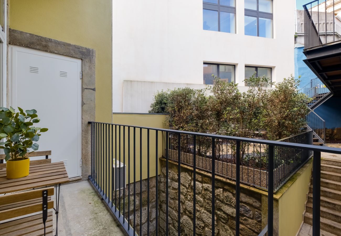 Apartamento em Porto - Luxury Style 8 with A/C Downtown Porto near Metro