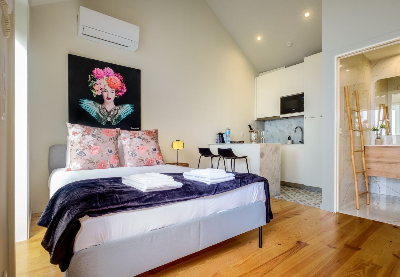 Apartamento em Porto - Luxury Style 5 with AC Downtown Porto near Metro