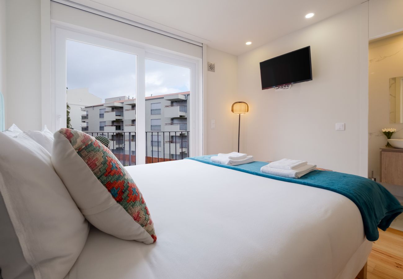 Apartamento em Porto - Magnolia 6 Luxury with AC Metro Downtown Porto