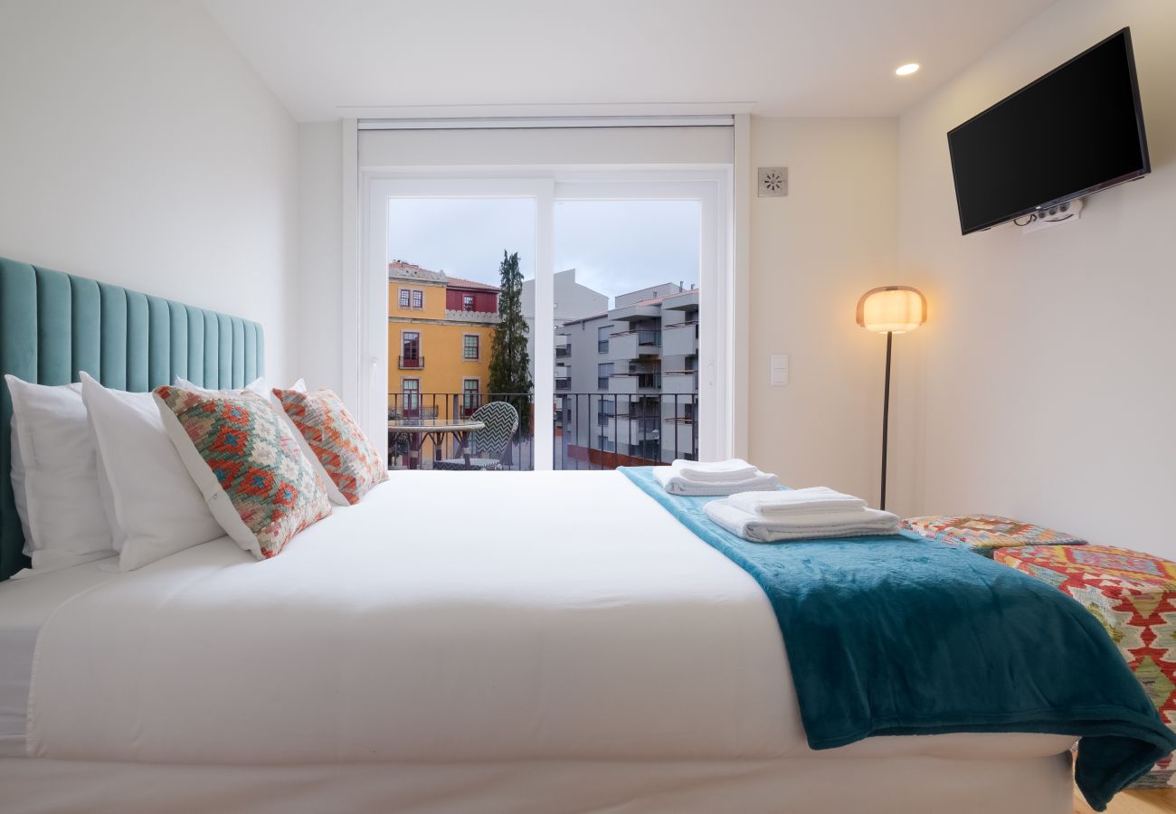 Apartamento em Porto - Magnolia 6 Luxury with AC Metro Downtown Porto