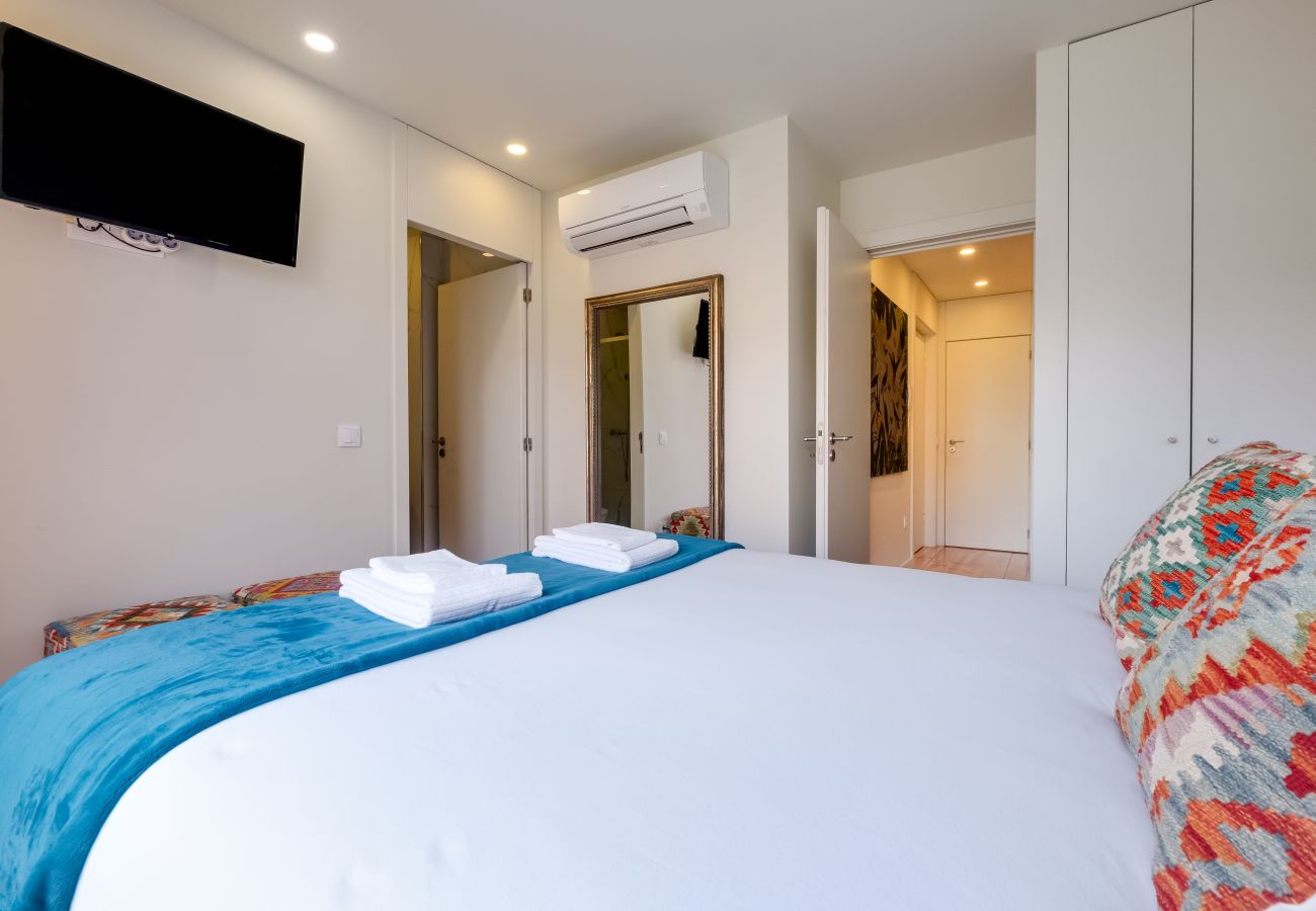Apartamento em Porto - Magnolia 6 Luxury with AC Metro Downtown Porto