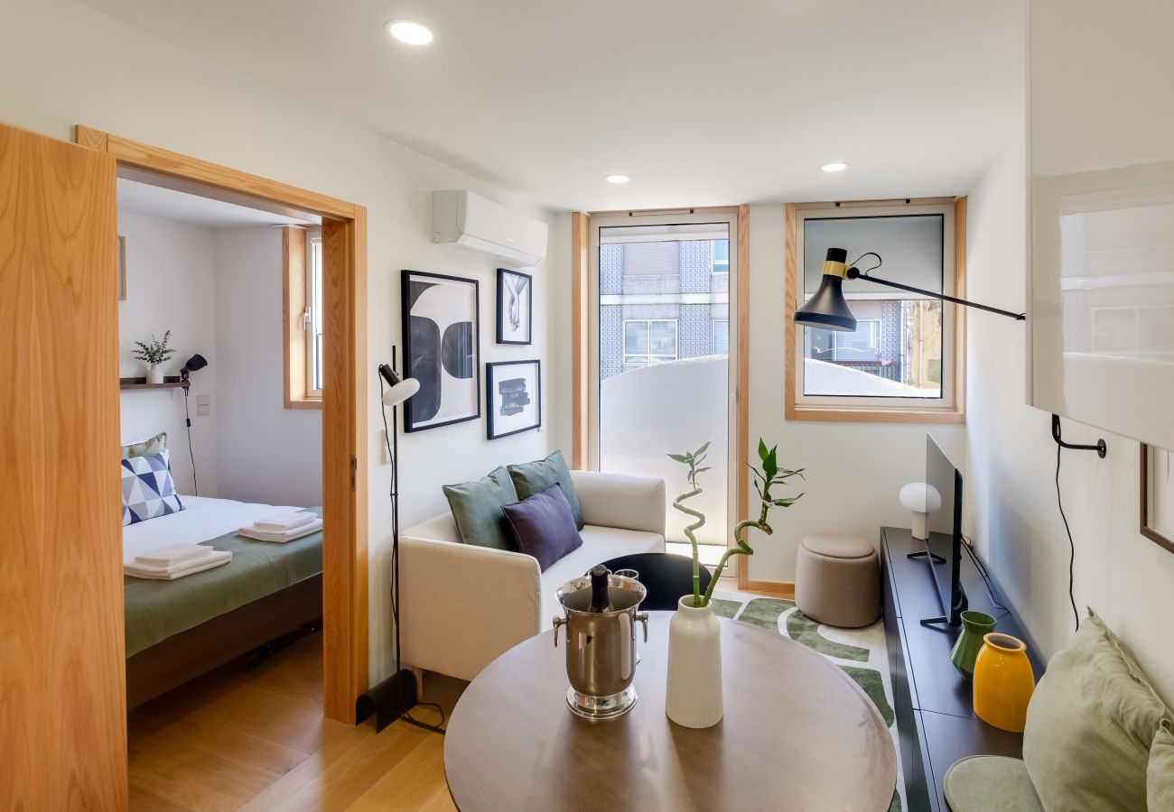 Apartamento em Porto - Camões  Apartment with A/C near Metro