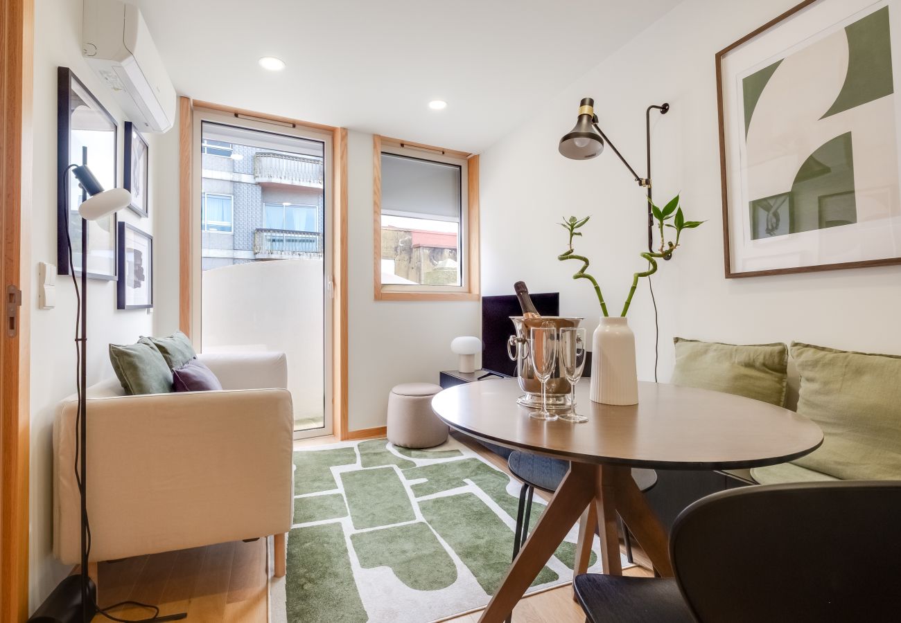 Apartamento em Porto - Camões  Apartment with A/C near Metro