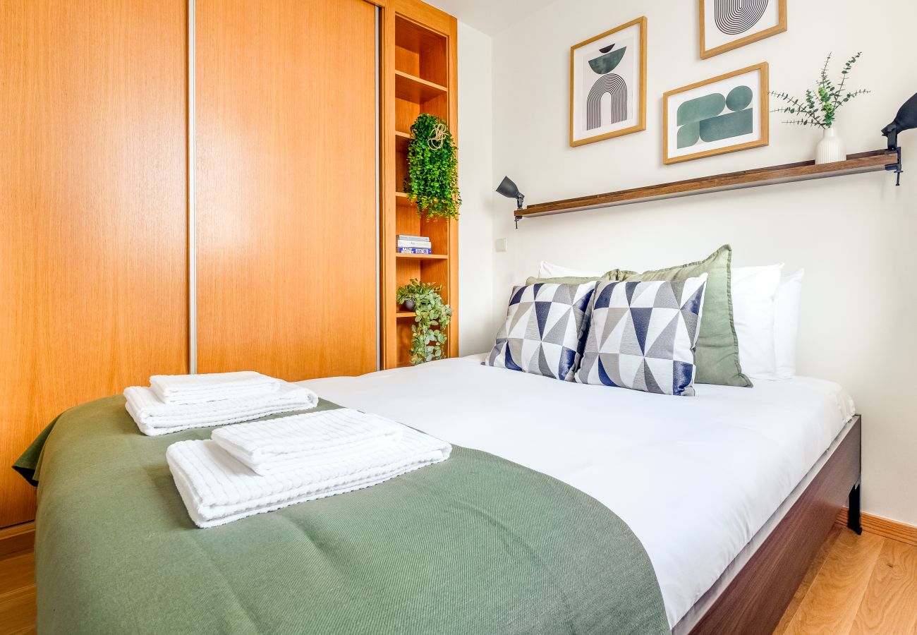 Apartamento em Porto - Camões  Apartment with A/C near Metro