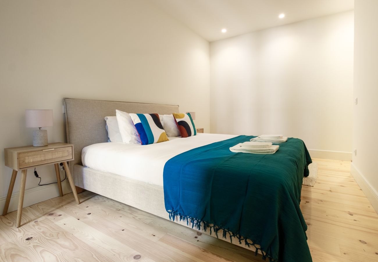 Apartamento em Porto - Art Deco 34 Luxury Apartment Downtown Metro AC