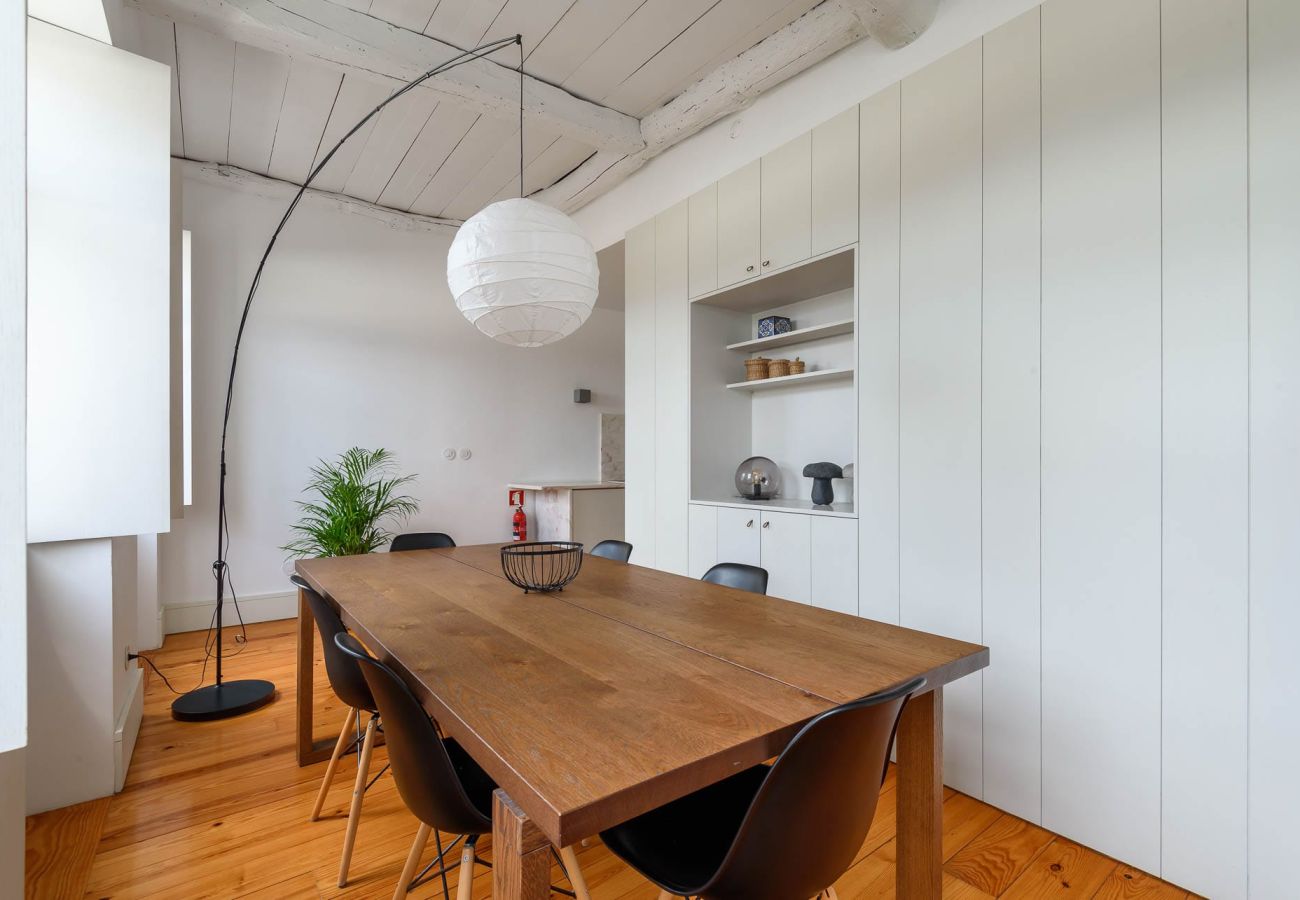 Apartamento em Porto - White Lotus with AC near Metro